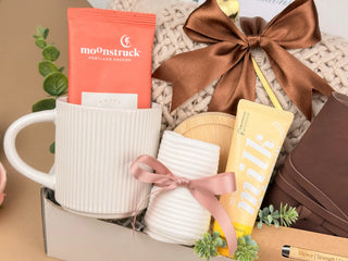 Graduation Gift Box for Him or Her – Luxury Congratulations Gift Basket with Knitted Throw Blanket