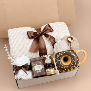 Warm Hug Donut Gift Box – Cozy Gift Box With Blanket, Mug & Tea Set