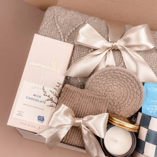 Self Care Gift Baskets for Her – Plush Blanket & Candle Set