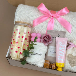 Luxury Self-Care Gift Box – Plush Throw Blanket, Rose Hand Cream & Scented Candle Gift