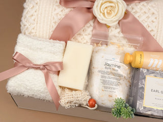 Gift Baskets for Women – Cozy Blanket & Earl Grey Tea Set