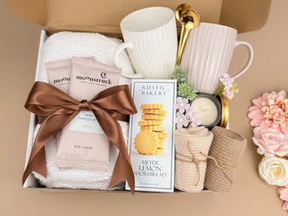 Anniversary Gift Box for Couples with Blanket and Mugs – Romantic Set