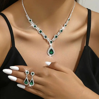 Fashionable Crystal Jewelry Necklace Earring Set Premium Water Drop Pendant Necklace Original Design Inlaid Zircon