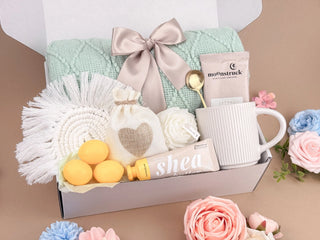 Snuggle Sip Gift Box – Cozy Gift Basket with Blanket, Mug, Cocoa & Hand Cream Set | Human-to-Human Connection