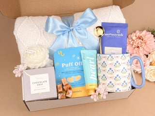 Spa Gift Baskets – Blanket, Hand Cream & Candle for Her