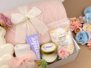 Women's Gift Basket Self Care Kit - Throw Blanket, Heart Vase, Candle & Spa Set